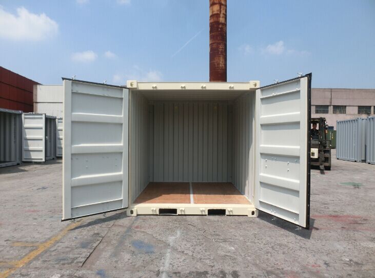 8′ CONTAINERS